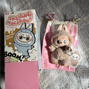 Labubu The Monsters Exciting Macarons Toffee